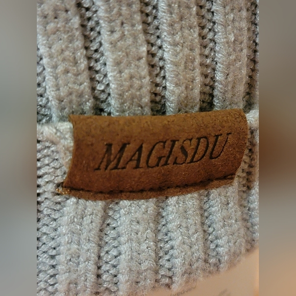 Magisdu Merino Velour lined Winter Beanie - Picture 3 of 8